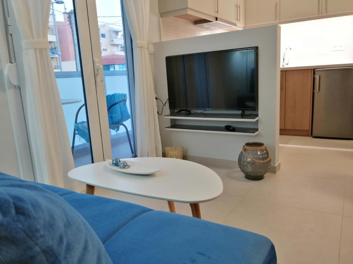 Personal Holiday Homes 罗希姆诺 外观 照片