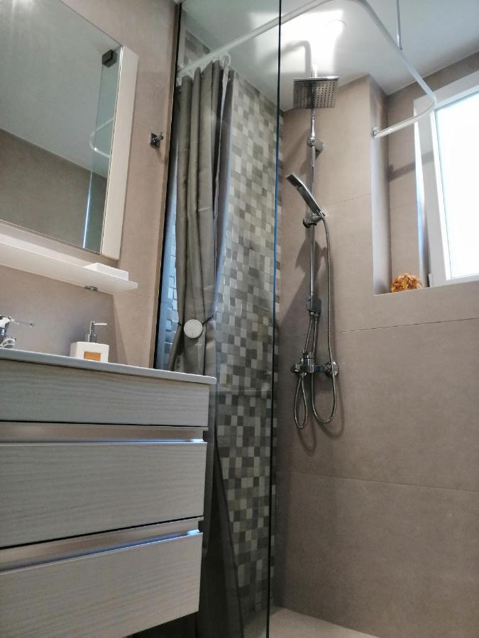 Personal Holiday Homes 罗希姆诺 外观 照片