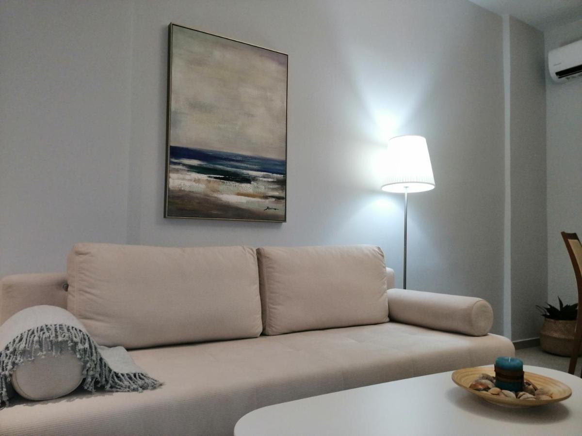 Personal Holiday Homes 罗希姆诺 外观 照片