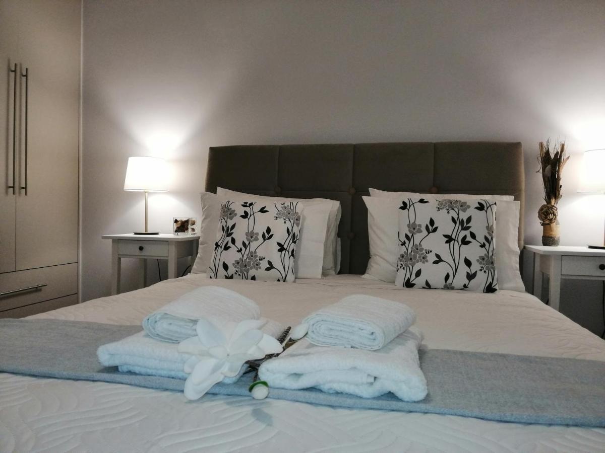 Personal Holiday Homes 罗希姆诺 外观 照片