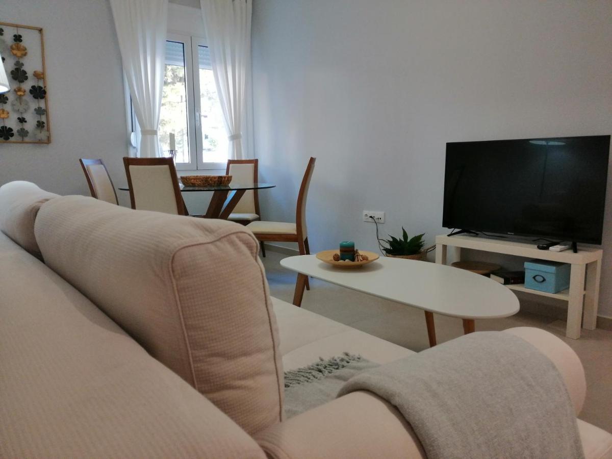 Personal Holiday Homes 罗希姆诺 外观 照片